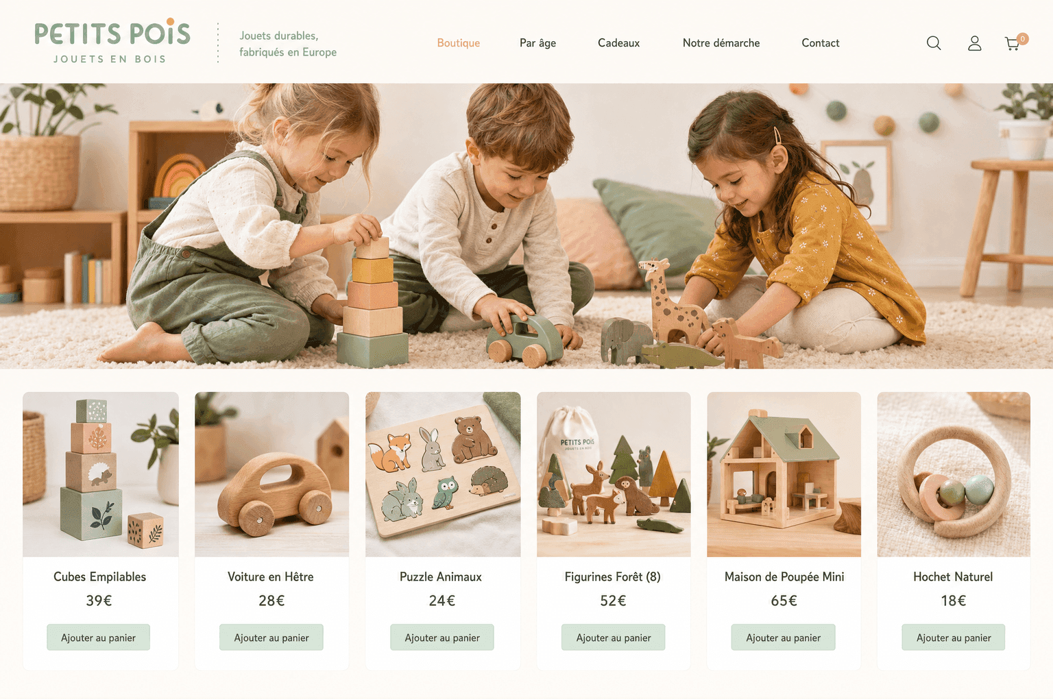Aperçu d'un site e-commerce de jouets en bois, palette pastel mint et peach, grille de jouets et prix