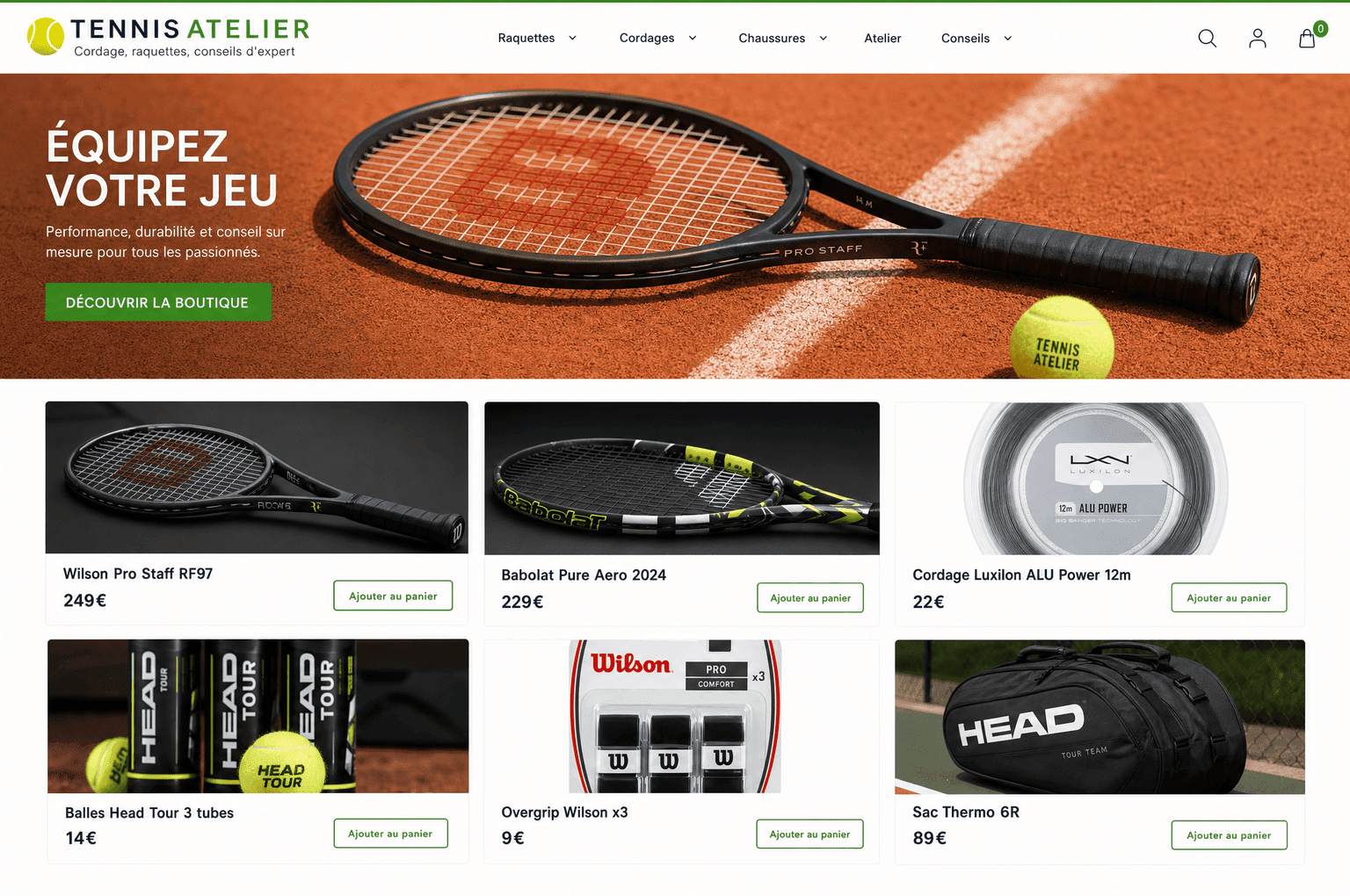 Aperçu d'un site e-commerce de proshop tennis, hero raquette sur terre battue, grille de matériel